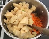 A picture of step 6 of Beef/Lamb Soup - Spanish Style.