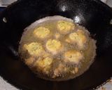 A picture of step 2 of Vegetable Pakora 🥙.