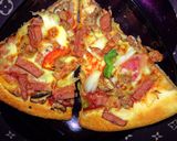 Foto langkah ke 5 dari resep Pizaa cinta.