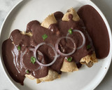 Foto del paso 4 de la receta: Enfrijoladas veganas sin lácteos