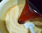 Foto langkah ke 4 dari resep Caramel cake / bolu sarang semut.