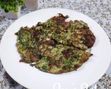 A picture of step 4 of Garlic Chives Omelette.