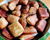 ময়দা ও সুজির স্ন্যাক্স (Maida o soojir snacks recipe in bengali) রেসিপি ধাপ - 9 ছবি