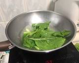Mee Suah In Chicken With Ginger And Oyster Mushrooms Soup recipe step 3 photo
