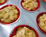 Foto langkah ke 5 dari resep Chesee Custard Muffin.