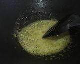 Foto langkah ke 2 dari resep Udang Saos Mentega.