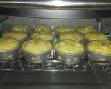 Foto langkah ke 7 dari resep Milk Muffin with Raisins.