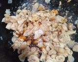 Foto langkah ke 5 dari resep Gongso Kulit Ayam.