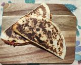 Foto del paso 7 de la receta: Quesadillas de solomillo de pollo y pimiento🍗🫑❤️