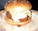 A picture of step 4 of Zinger burger.