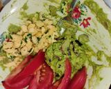 Pas rețetă Lipie cu avocado și omletă 4 fotografie