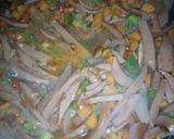 A picture of step 7 of Veggies Sauce.