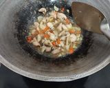 Foto langkah ke 4 dari resep Tumis Buncis Ayam Pedas.