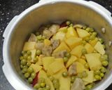 A picture of step 1 of Yummy Pav bhaji.
