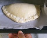 Foto langkah ke 9 dari resep Calzone Pizza.