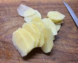 Foto del paso 1 de la receta: Papas a la crema