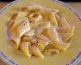 Foto del passaggio 1 della ricetta Pennoni rigati cacio e pepe a modo mio