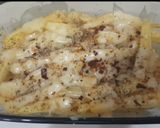 A picture of step 9 of Restaurant style cheese fries.