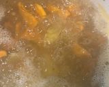 Krumplileves édesburgonyával, tárkonnyal recept fázis 2 fotója