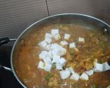 A picture of step 5 of Shahi Matar Mushroom Paneer.