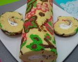 Foto langkah ke 9 dari resep Roll Cake MB (motif bunga).