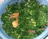 Foto langkah ke 4 dari resep Oseng daun pepaya "tanpa pahit".