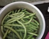 Foto langkah ke 1 dari resep Oseng buncis ebi.