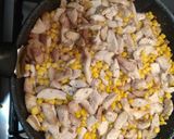 Tejszínes, kukoricás csirkemell sült krumplival recept fázis 3 fotója
