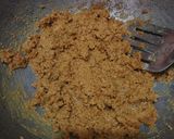 A picture of step 2 of Besan ke ladoo.