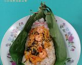 Foto langkah ke 8 dari resep Nasi Bakar Ayam Udang Kemangi.