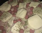 Foto del paso 2 de la receta: Tarta de jamón, queso y salchichas