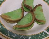 Foto langkah ke 7 dari resep Kue cubit lipat.