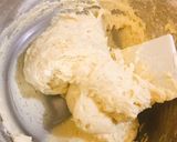 A picture of step 5 of Lemon pound cake.