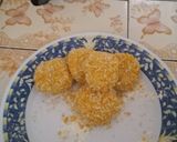 Foto langkah ke 4 dari resep Bola bola pisang coklat.