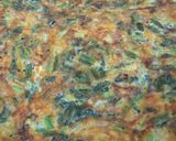 Foto del paso 6 de la receta: Tortilla de espinaca, betarraga, zanahoria, papa y cebolla caramelizada