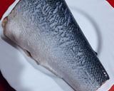 Foto del paso 2 de la receta Cazuela de salmón con patatas, langostinos y gambones