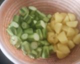 আলু পটলের ডালনা (aloo potoler dalna recipe in bengali) রেসিপির ধাপ 1 ছবি