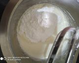 A picture of step 3 of Mango Cupcake.