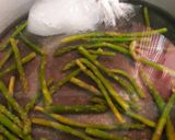 Foto del paso 4 de la receta: Blanquear espárragos