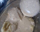 A picture of step 5 of Baghare dahi bade.