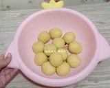 Foto langkah ke 5 dari resep Donat Tanpa Ulen.