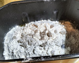 Foto del paso 8 de la receta: Pan integral con copos de avena y sésamo en panificadora