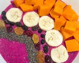 Foto langkah ke 2 dari resep Dragon Fruit Banana Smoothie Bowl.