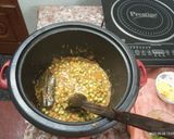 A picture of step 2 of Green matar curry restaurant style.