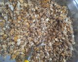 Foto del paso 2 de la receta: Barritas de cereal con coco y chocolate, con arroz inflado