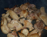 Foto del paso 4 de la receta: Arroz caldoso de pollo y conejo