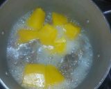A picture of step 1 of Pumpkin soup(miyar taushe).