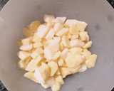 Foto del paso 1 de la receta: Guiso de patatas con champiñones y anacardos