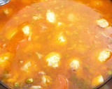 Foto del paso 3 de la receta: 235. Albóndigas con sepia y guisantes