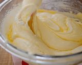 A picture of step 4 of Lemon Cream Sandwich Butter Cake.